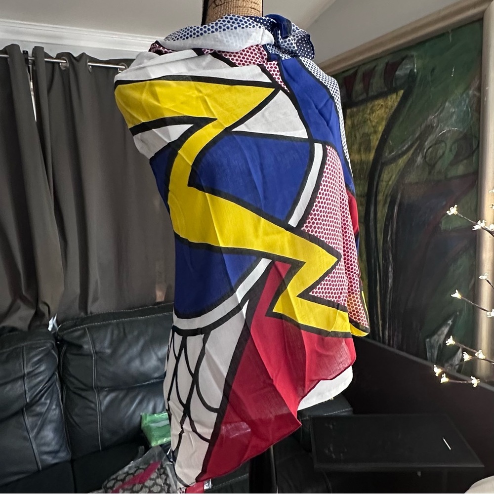 New Roy Lichtenstein Graphic Scarf - Picture 2 of 7